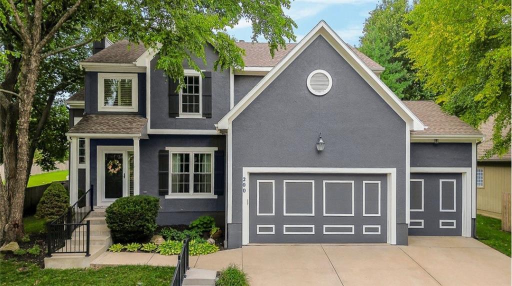 Photo of 200 Shoreline Drive