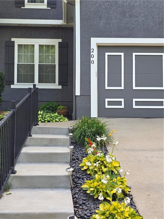 Photo 5 of 200 Shoreline Drive