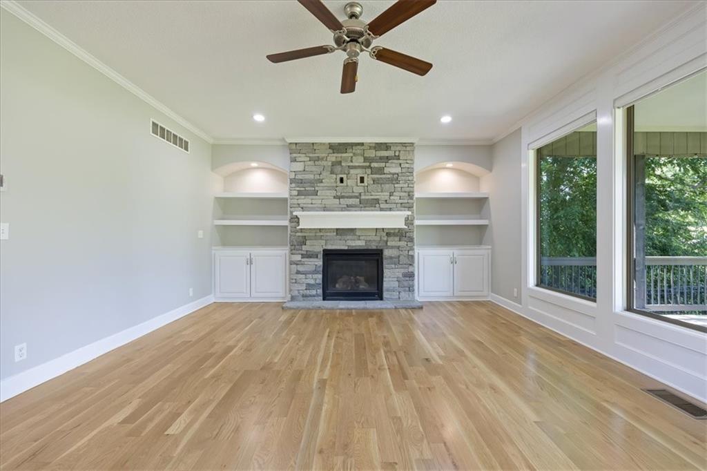 Photo 7 of 9106 W 165th Terrace