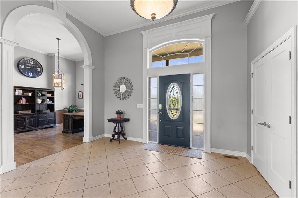 Photo 7 of 28265 Overbrook Road