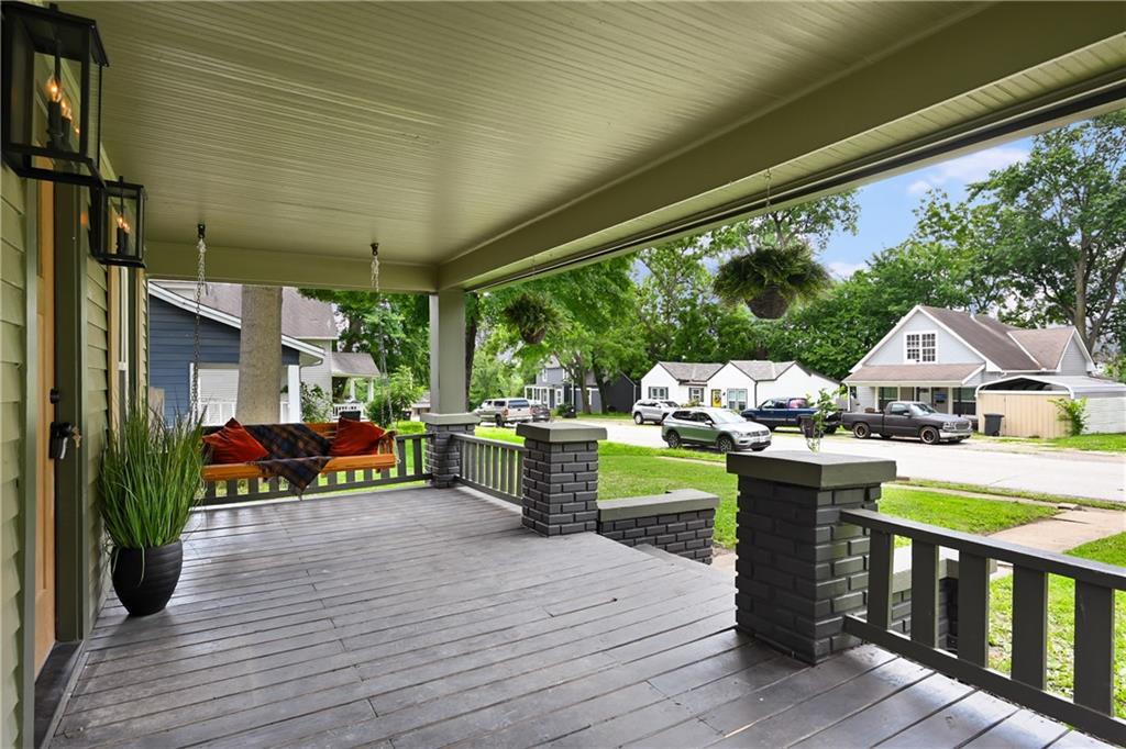 Photo 3 of 110 Campbell Street