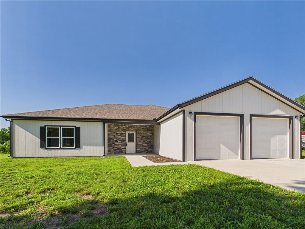 Photo of 125 NW 171 Road