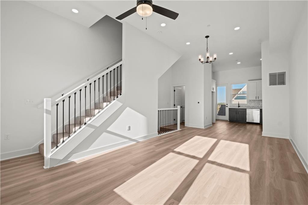 Photo 5 of 459 SW Longview Boulevard