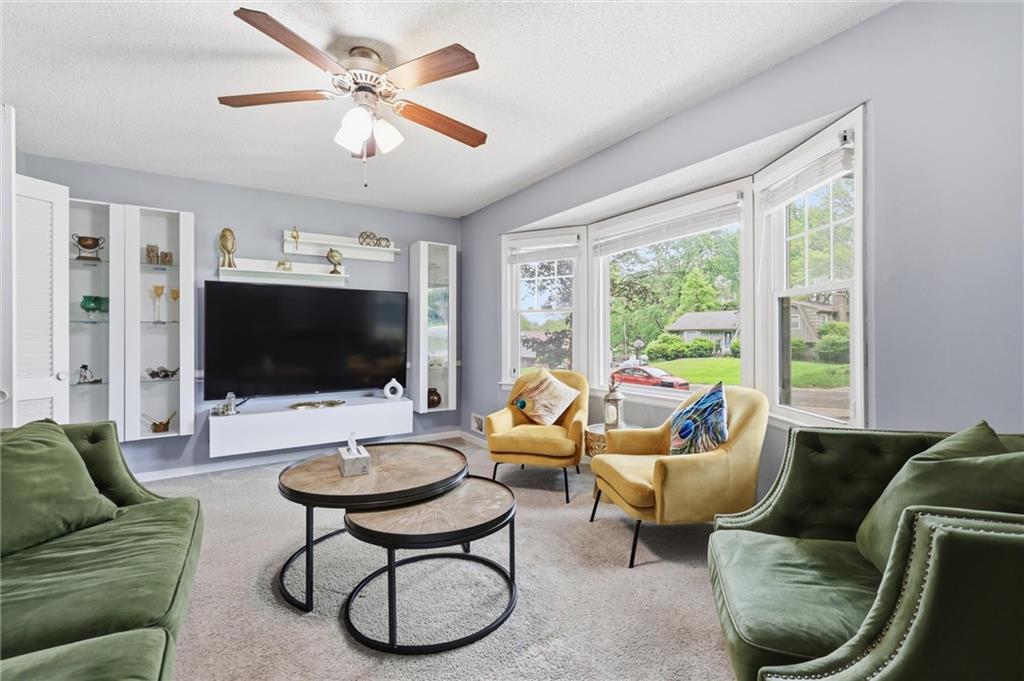 Photo 2 of 6316 Hedges Avenue