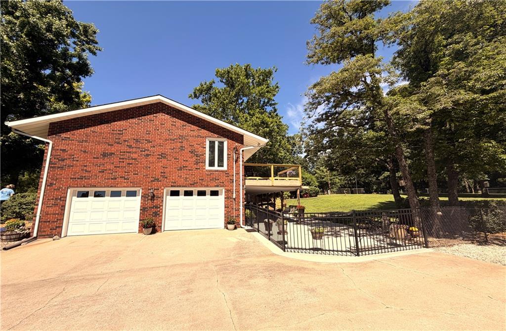 Photo 6 of 21 SE 215 Road