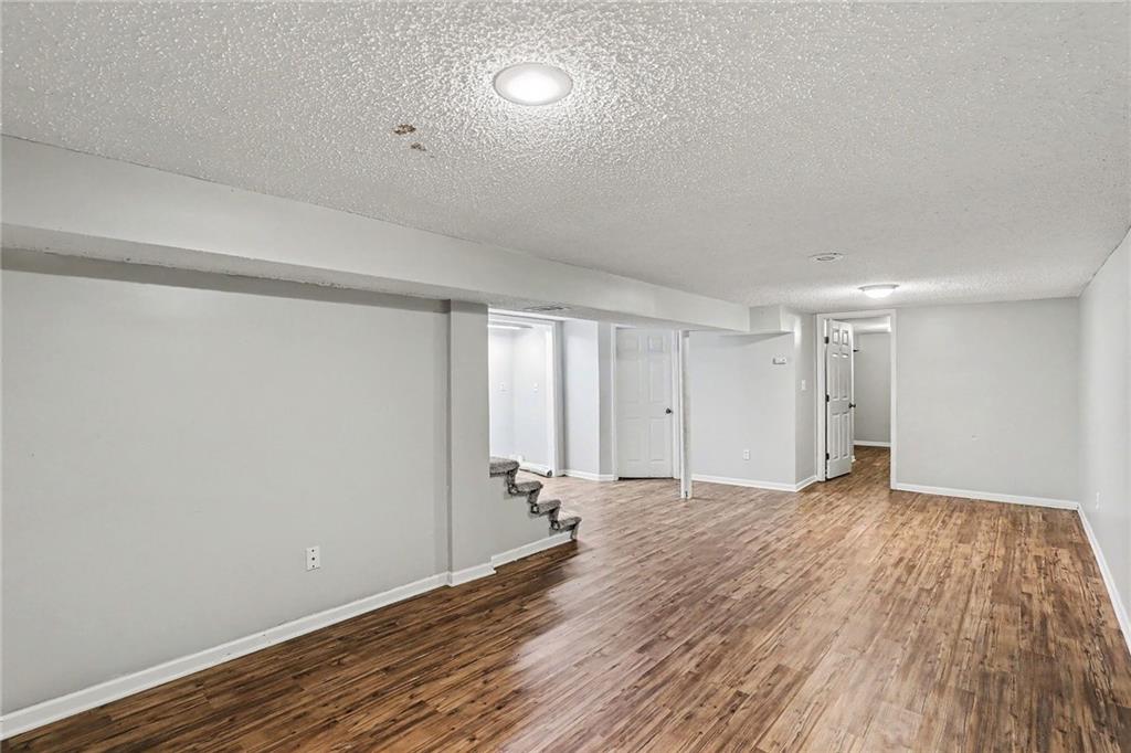 Photo 5 of 8012 E 100th Street