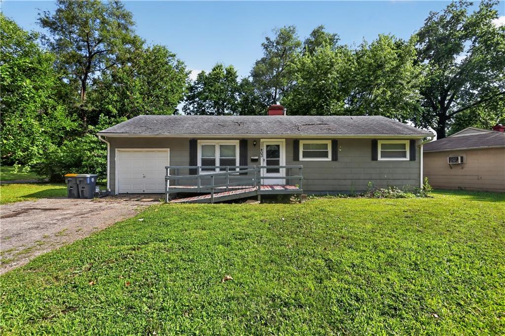 Photo of 11403 Winchester Avenue