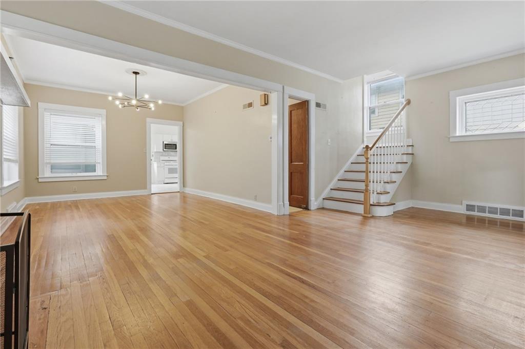 Photo 5 of 640 S Park Avenue