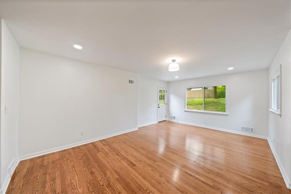 Photo 5 of 5711 W 78th Terrace