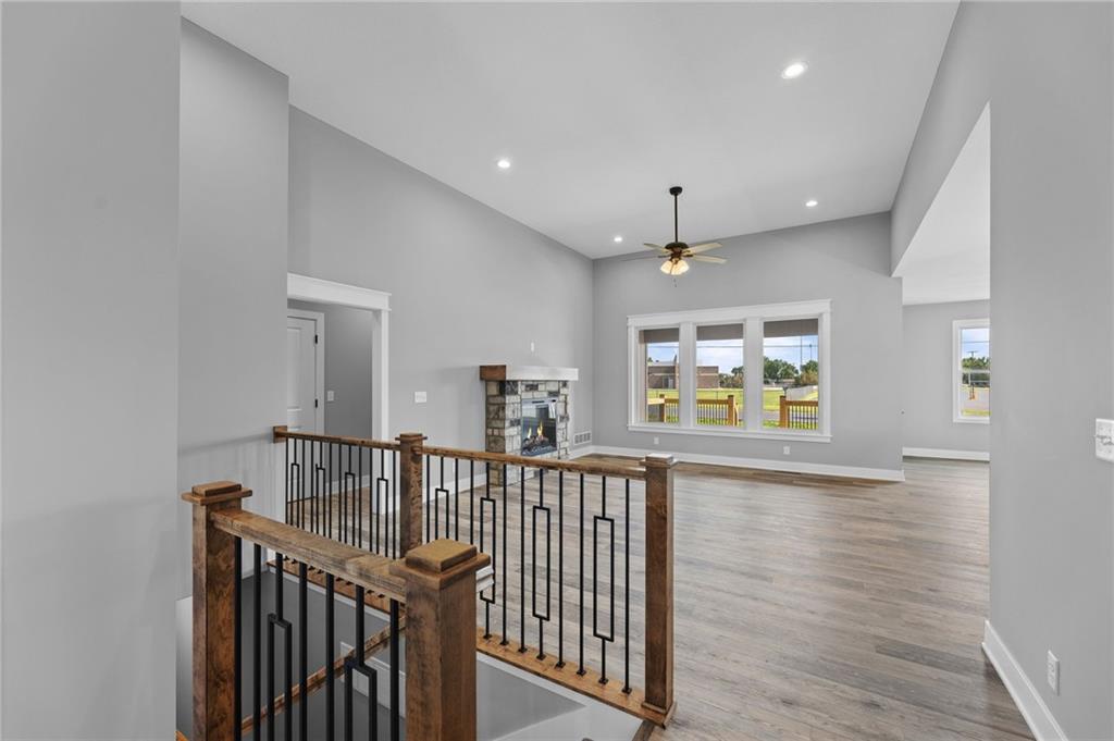 Photo 5 of 1205 Cottonwood Court