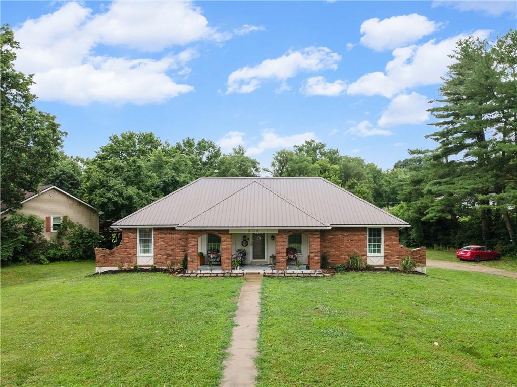 Photo of 205 E Dauxville Drive