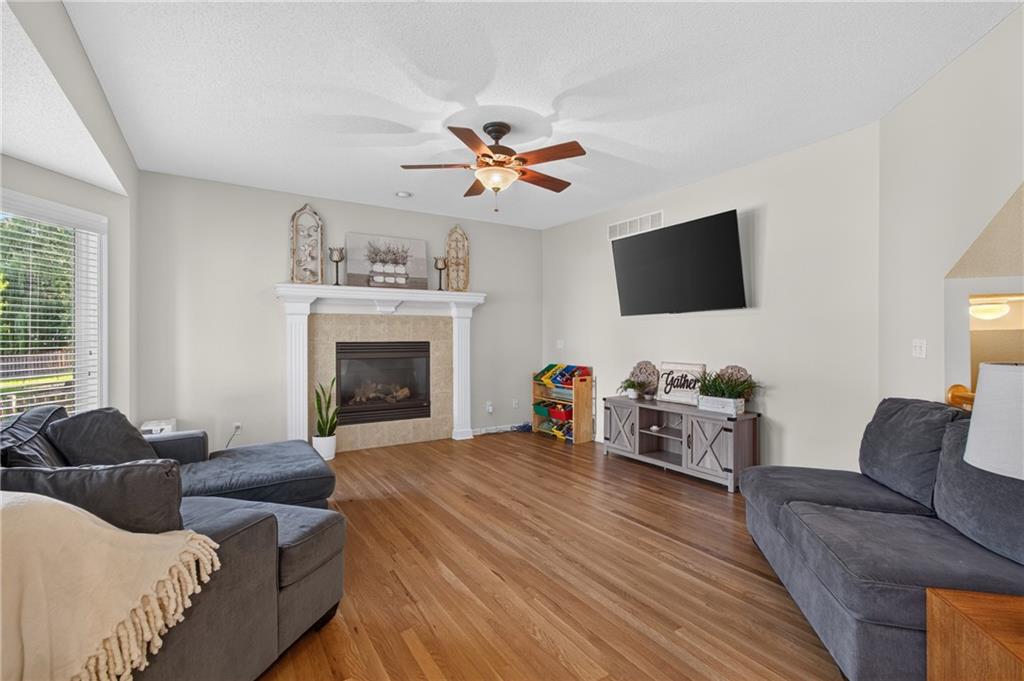 Photo 5 of 12144 S Clinton Street