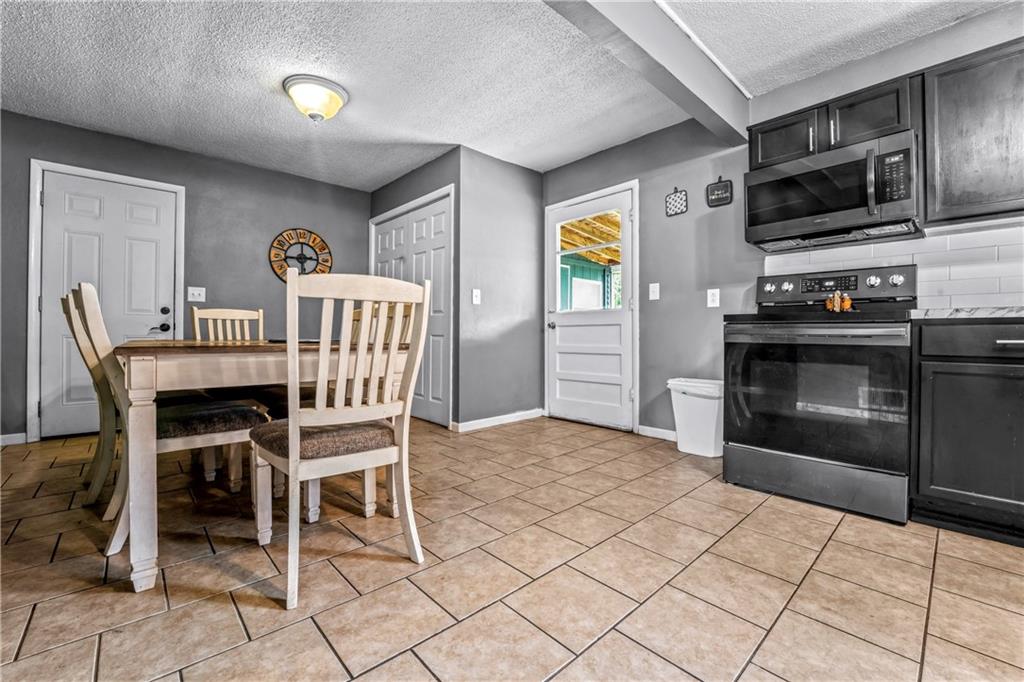 Photo 7 of 233 W 5th Street