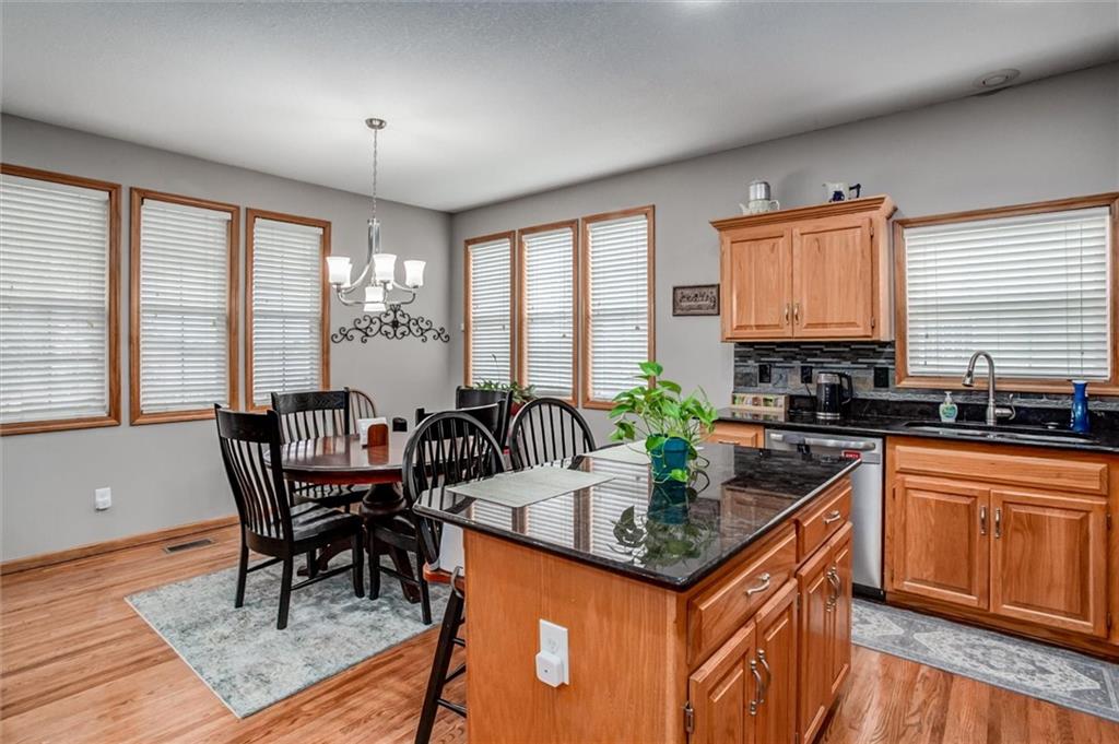 Photo 7 of 406 BRIAR Lane