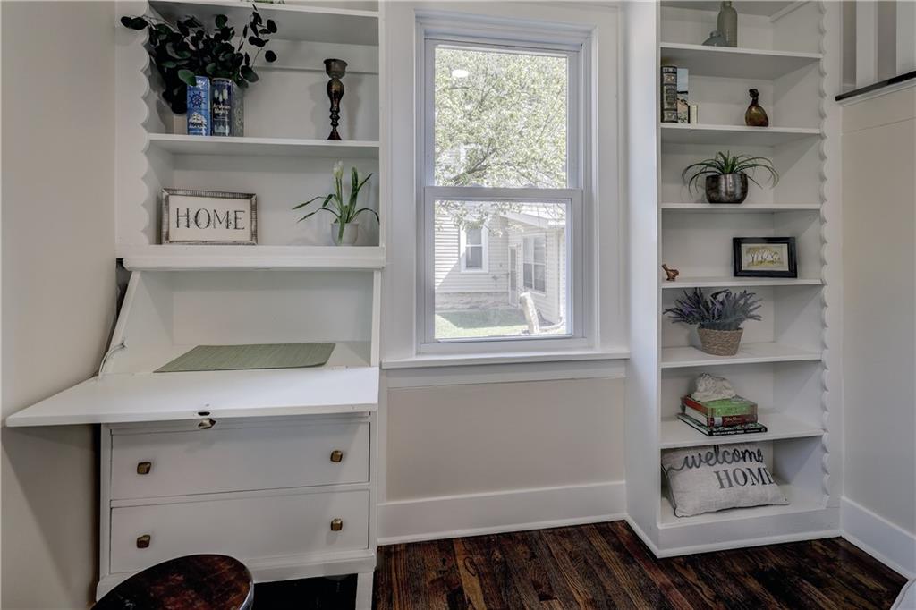 Photo 5 of 226 S Chestnut Street