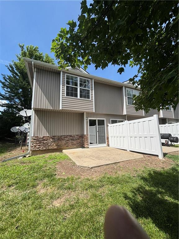 Photo 3 of 21154 Millridge Street