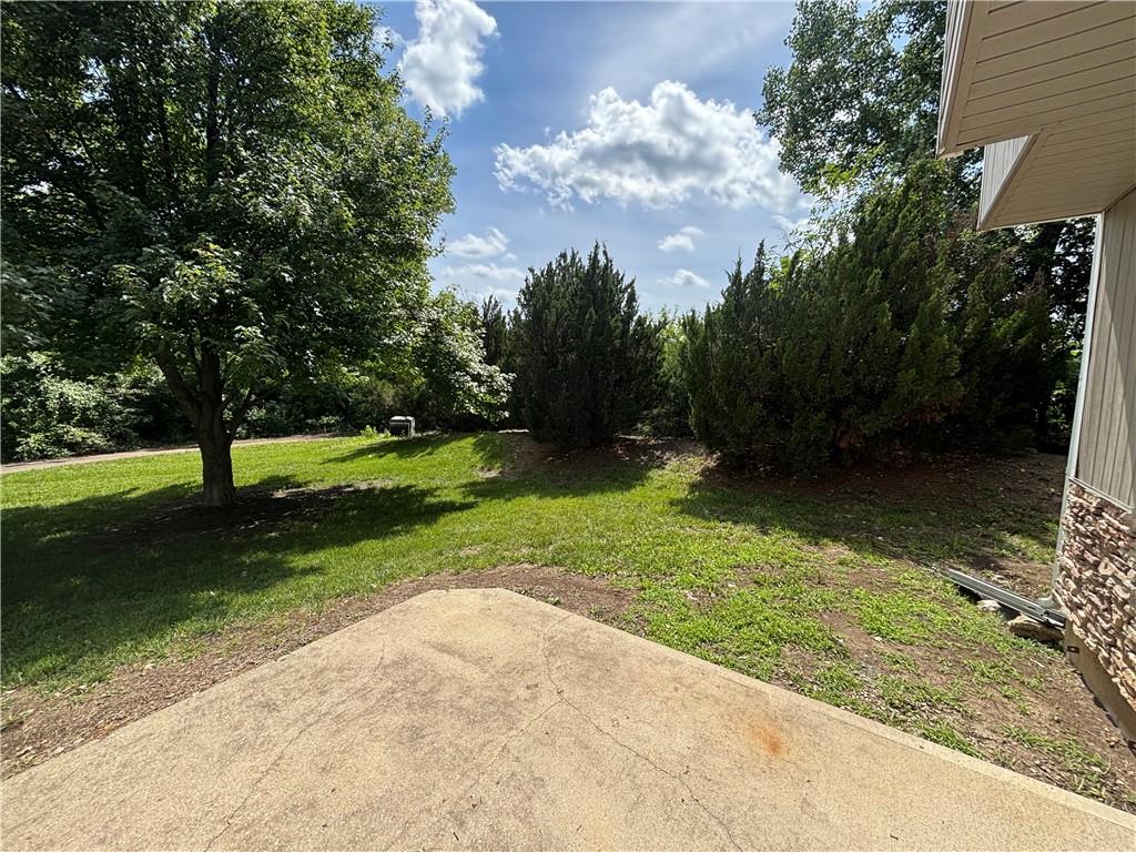 Photo 5 of 21154 Millridge Street