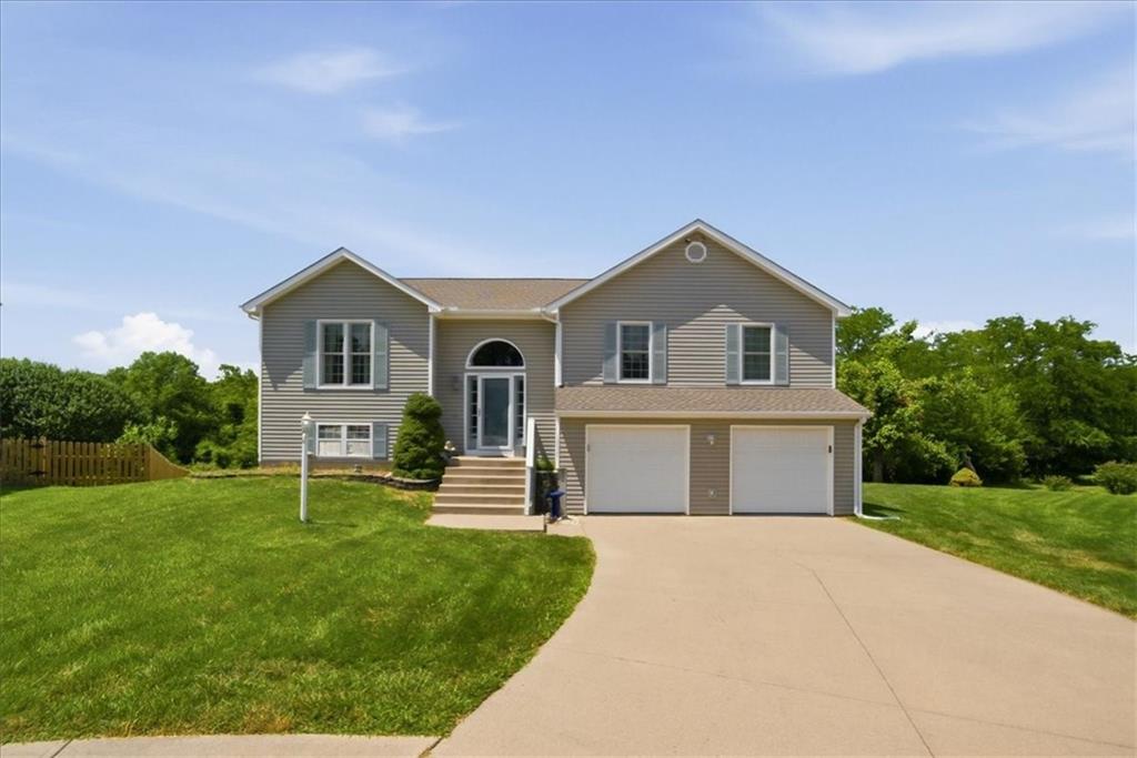 Photo of 12650 Oakwood Drive