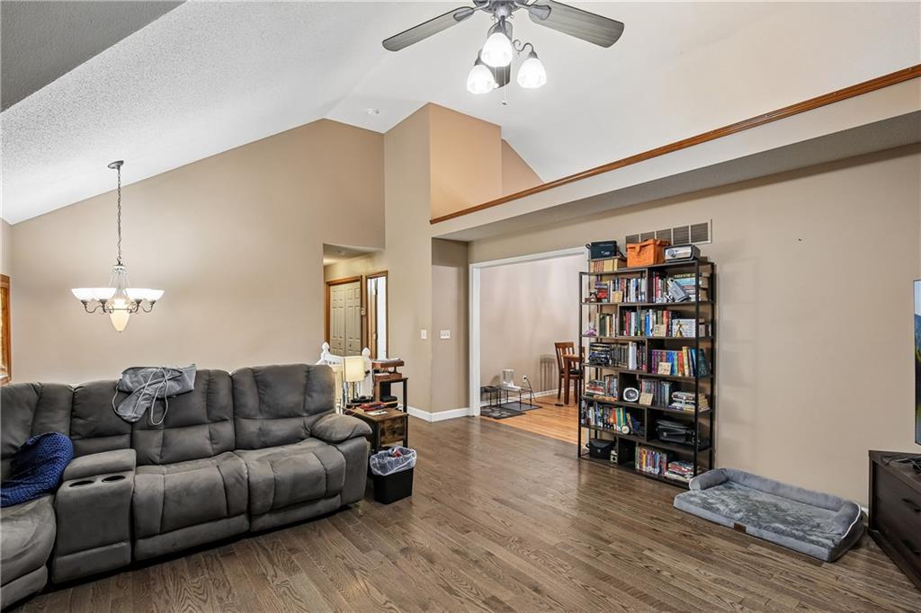 Photo 7 of 203 Broadmoor Drive