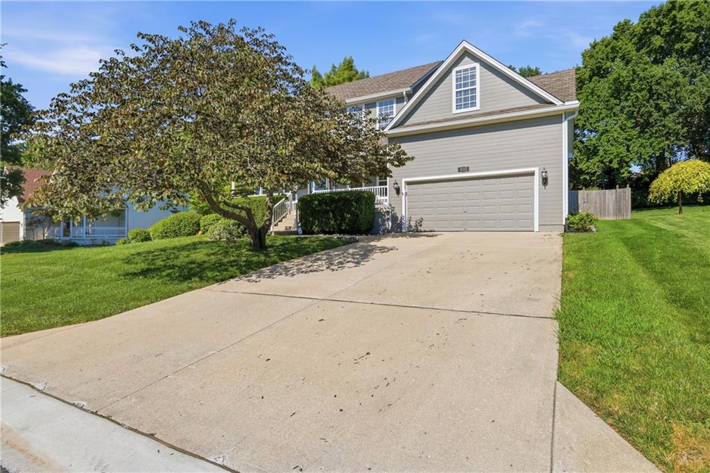 Photo 2 of 4312 SW Seattle Slew Drive