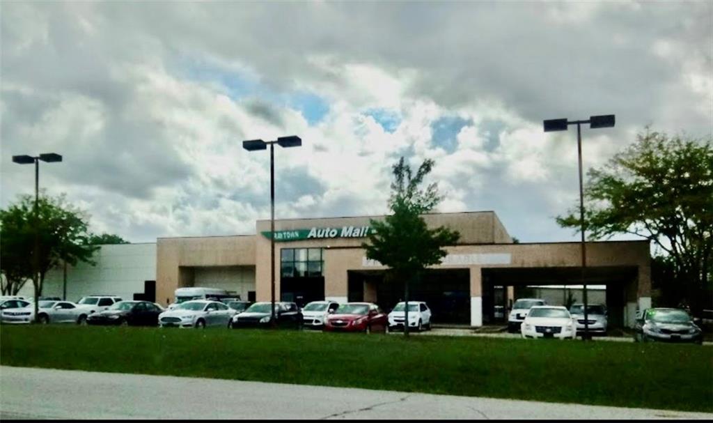 Photo of 8819 E 350 Highway