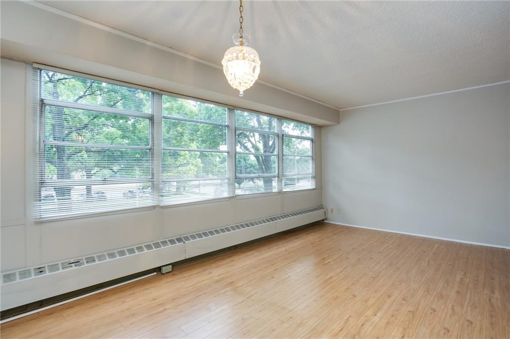 Photo 6 of 333 W Meyer Boulevard #209
