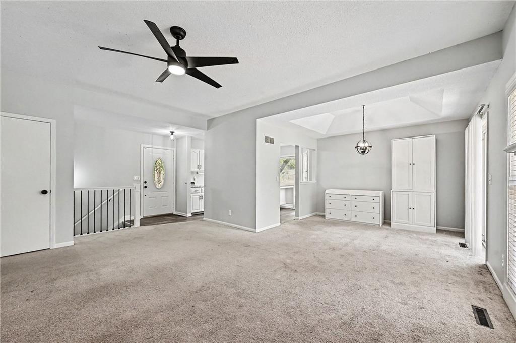 Photo 5 of 1720 Regency Drive