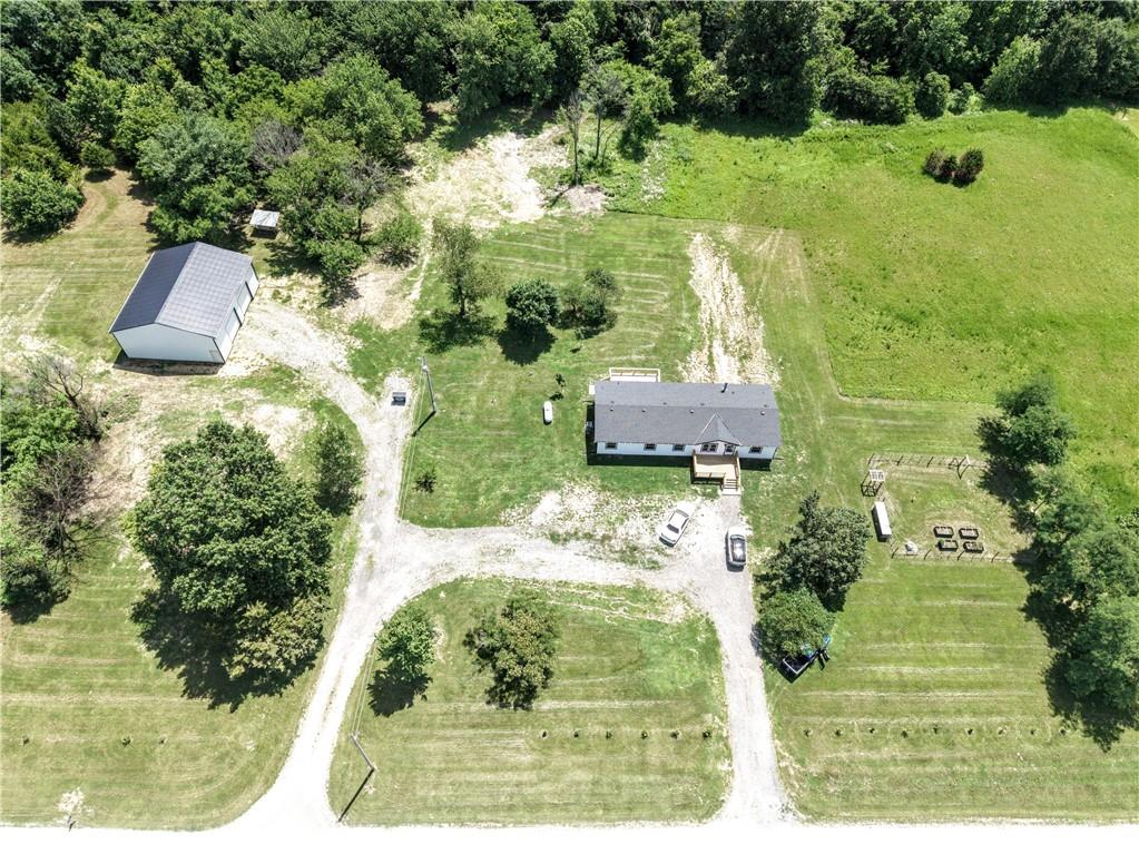 Photo 4 of 19307 S Beattie Road