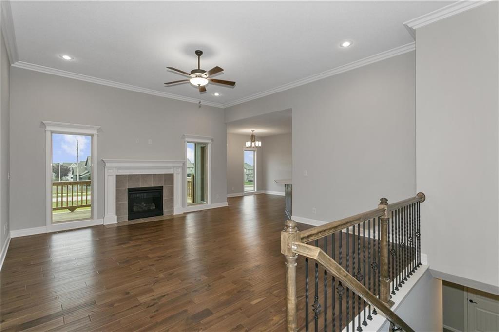 Photo 3 of 11016 N Corrington Avenue