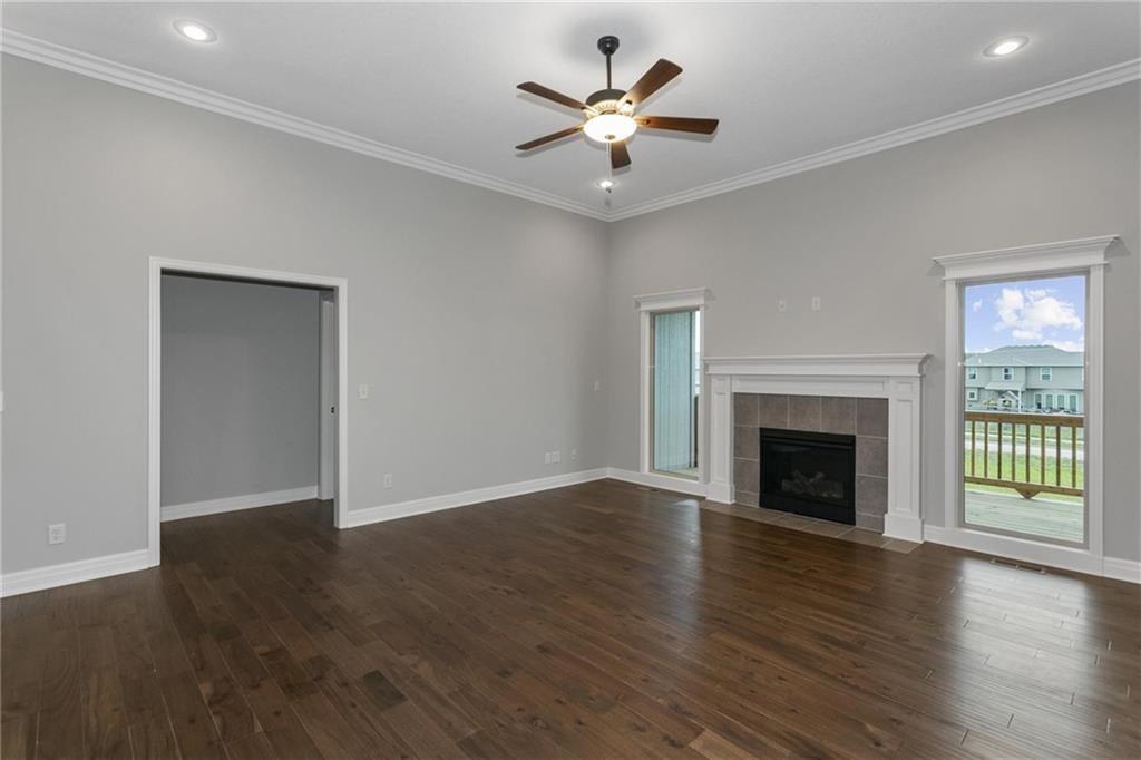 Photo 6 of 11016 N Corrington Avenue