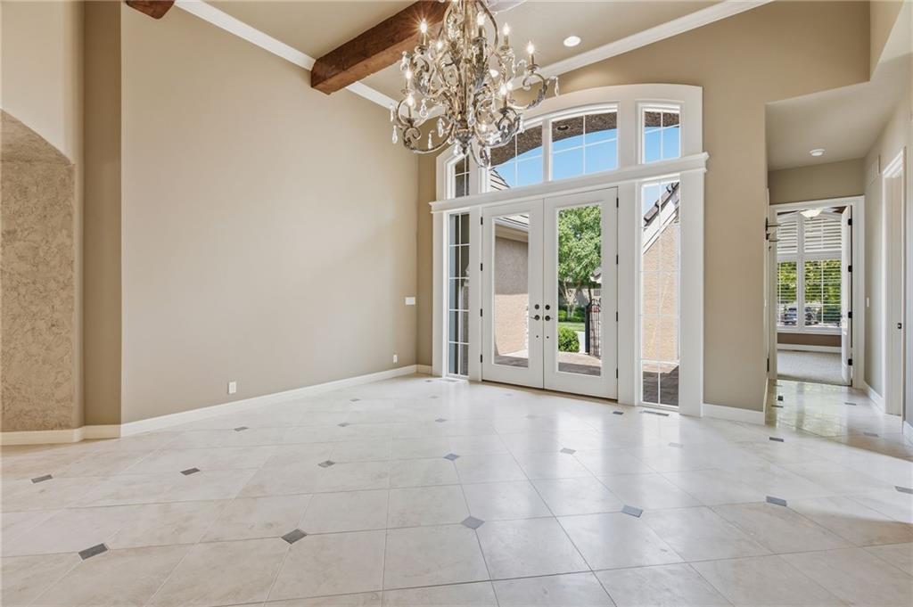 Photo 4 of 15212 Fontana Street