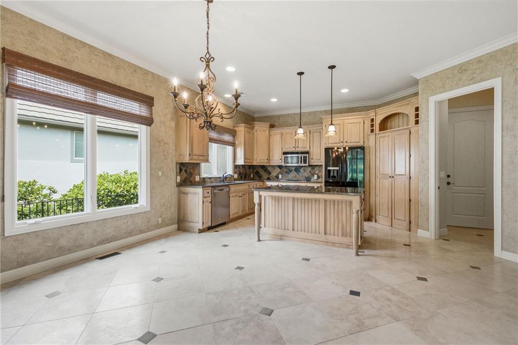 Photo 6 of 15212 Fontana Street