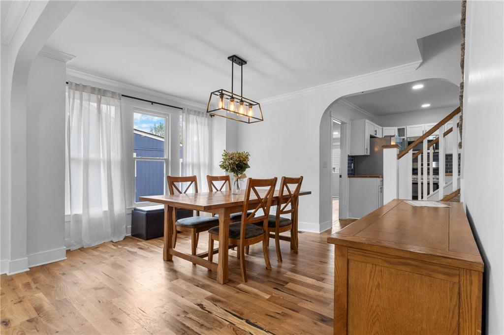 Photo 3 of 922 5th Street