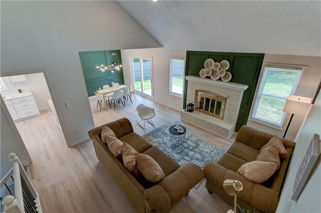Photo 3 of 412 Deerfield Court