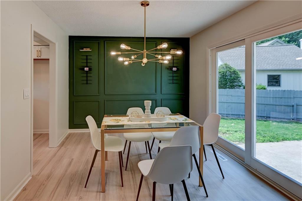Photo 5 of 412 Deerfield Court