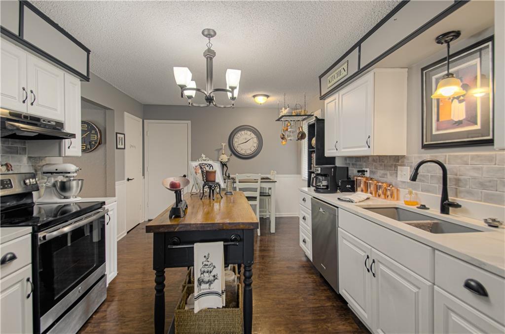 Photo 7 of 2807 5th Street