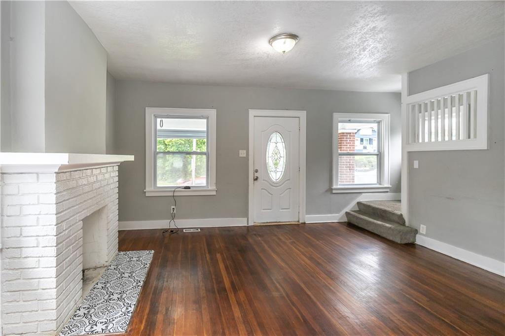 Photo 6 of 809 Monroe Avenue