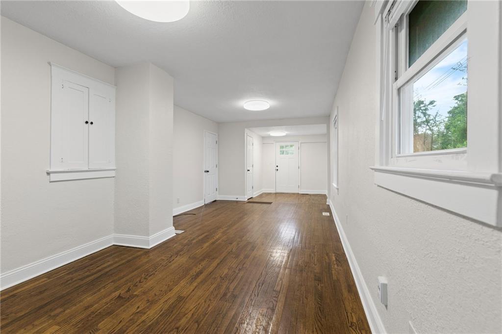 Photo 2 of 1131 N 49th Terrace