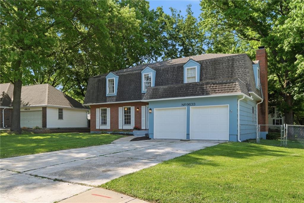 Photo 4 of 8633 W 89th Street