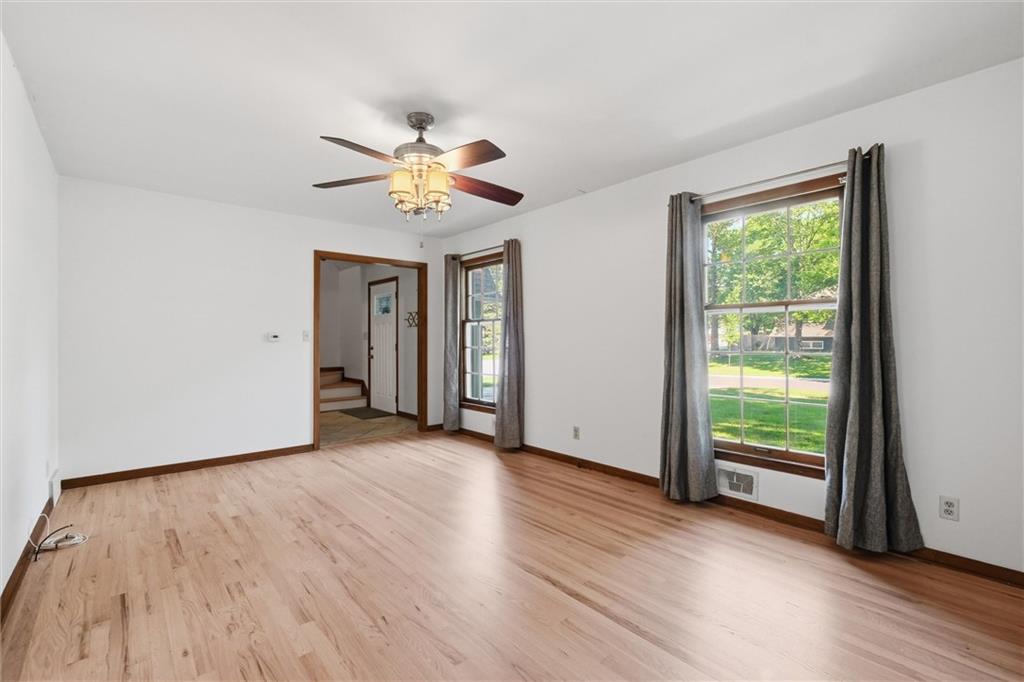 Photo 6 of 8633 W 89th Street