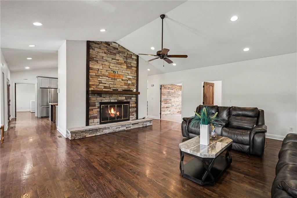 Photo 7 of 3322 N 67th Street