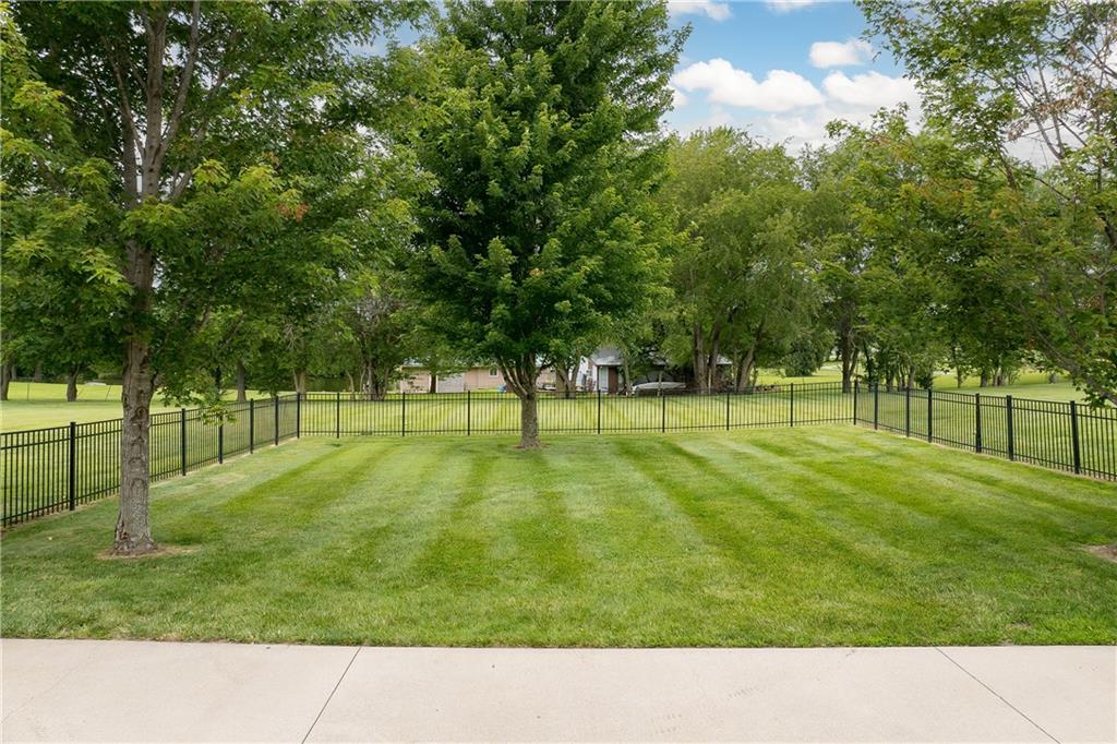 Photo 6 of 7720 SE Delwood Drive