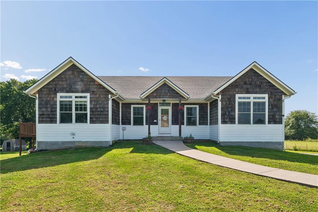 Photo of 657 SW 701 Road