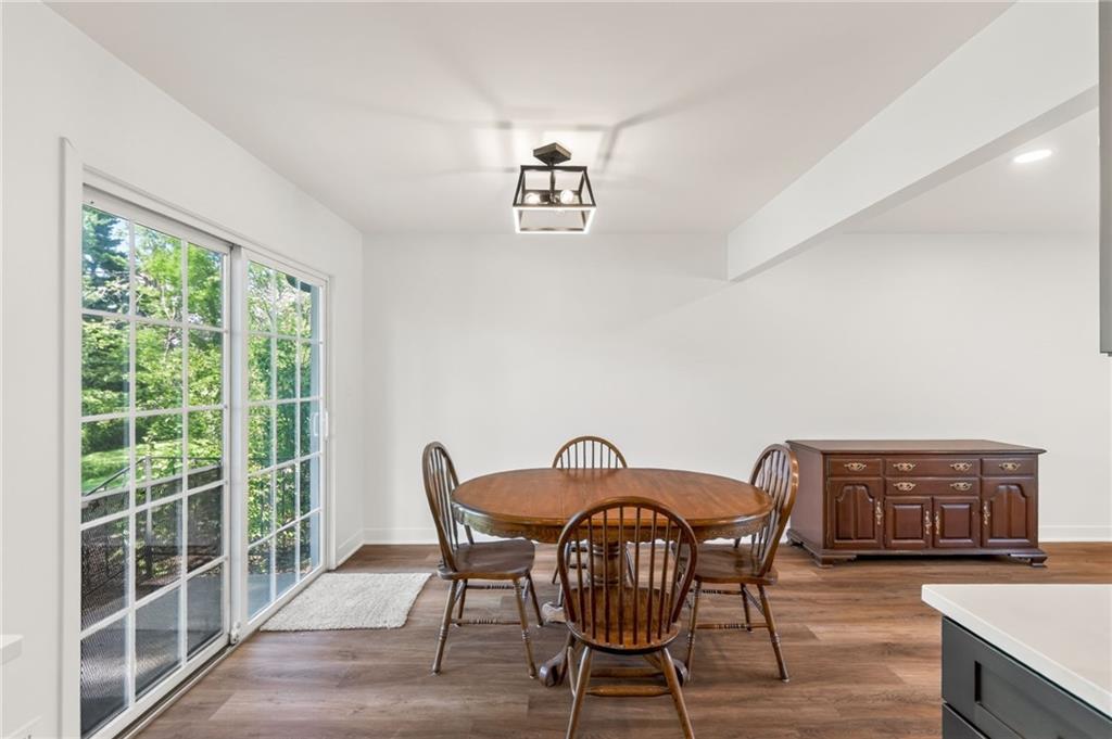 Photo 6 of 1006 Orrington Place