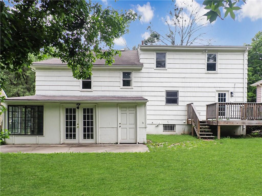 Photo 5 of 13327 Donnelly Avenue