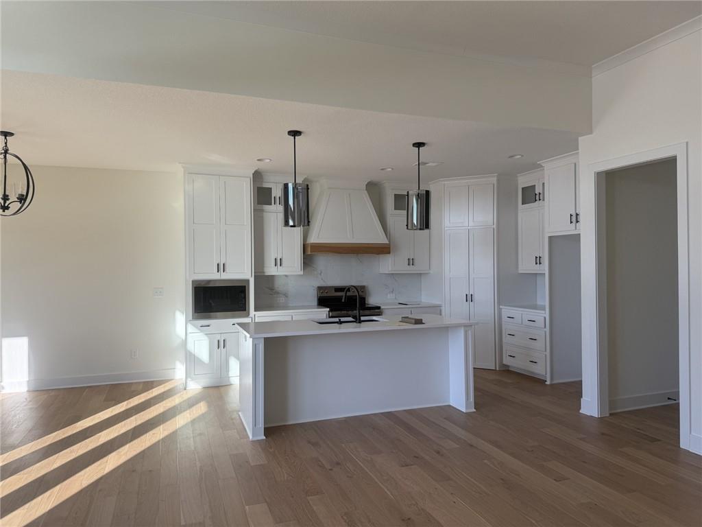 Photo 5 of 10511 N Highland Place