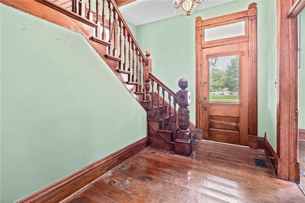 Photo 6 of 407 S 5th Street