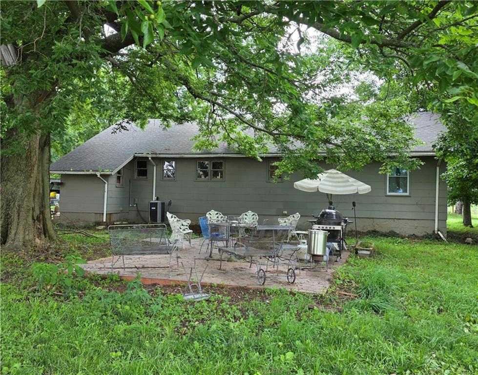 Photo 3 of 38543 Lone Elm Road