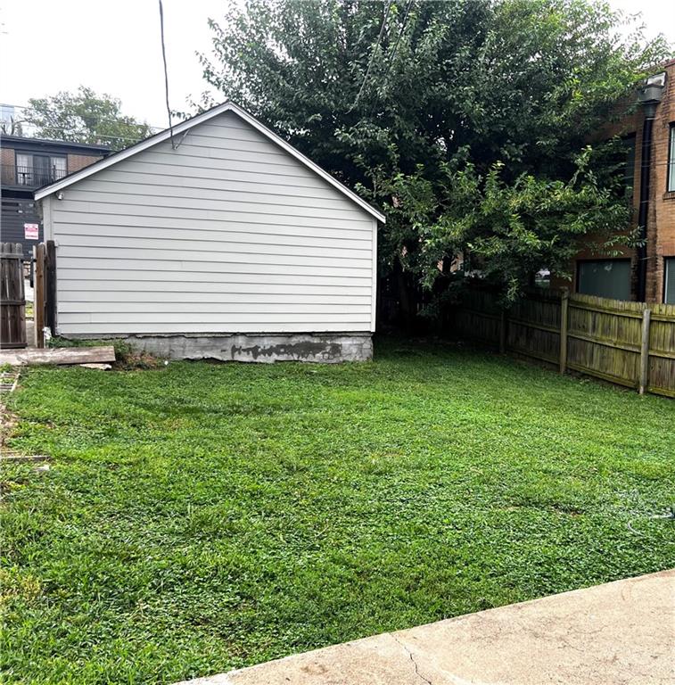 Photo 6 of 4435 HOLLY Street