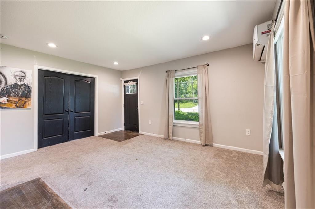 Photo 3 of 807 4th Street